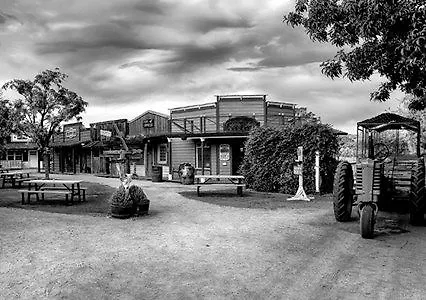 Hotel Lux 2*