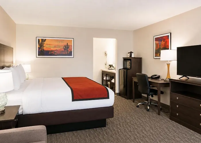 Lux Hotel Cottonwood