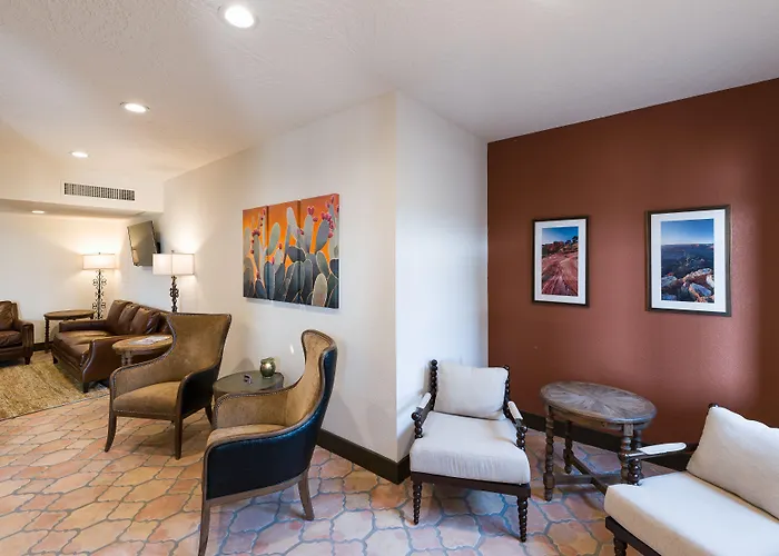 Lux Hotel Cottonwood